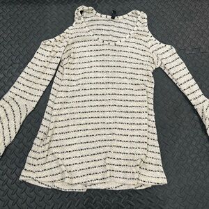 Elan Black and Cream Knit Top